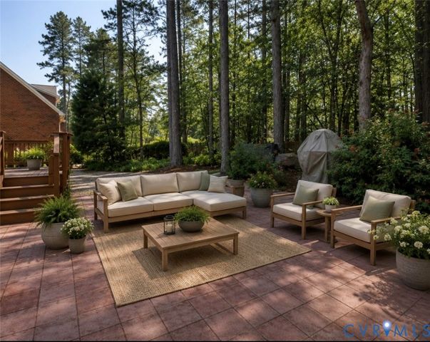 11385 Winding River Rd, Providence Forge, VA 23140