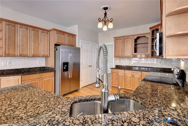 11385 Winding River Rd, Providence Forge, VA 23140
