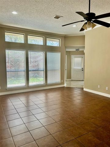 4131 Crossgate Court, Arlington, TX 76016