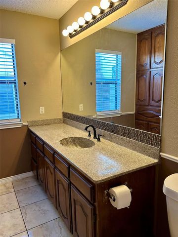 4131 Crossgate Court, Arlington, TX 76016