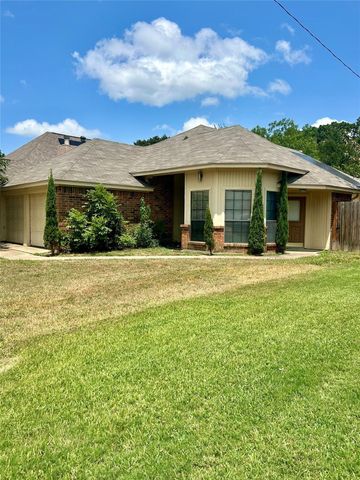 4131 Crossgate Court, Arlington, TX 76016