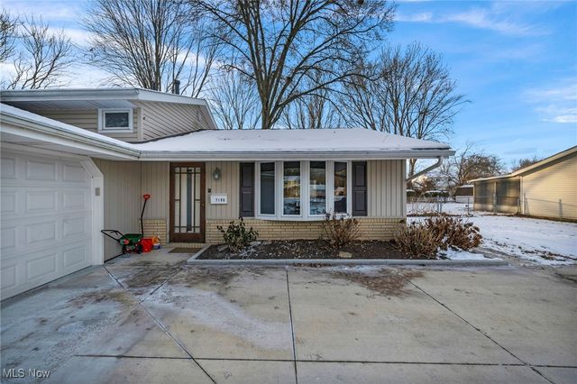 7190 Wil Lou Lane, North Ridgeville, OH 44039