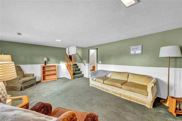 7190 Wil Lou Lane, North Ridgeville, OH 44039