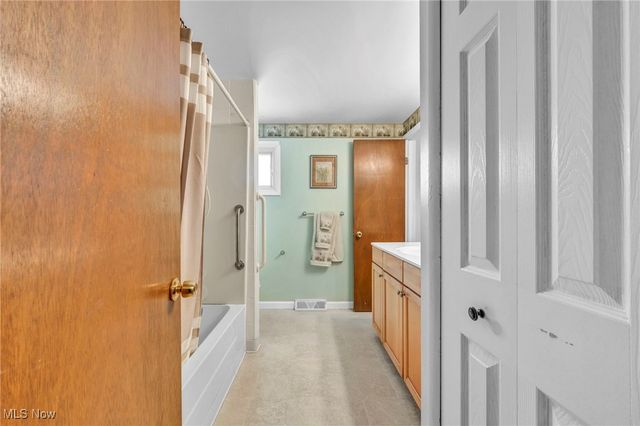 7190 Wil Lou Lane, North Ridgeville, OH 44039