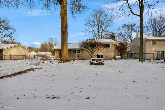 7190 Wil Lou Lane, North Ridgeville, OH 44039