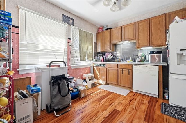 3202 Montclair Avenue, Cleveland, OH 44109