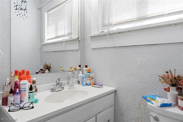 3202 Montclair Avenue, Cleveland, OH 44109