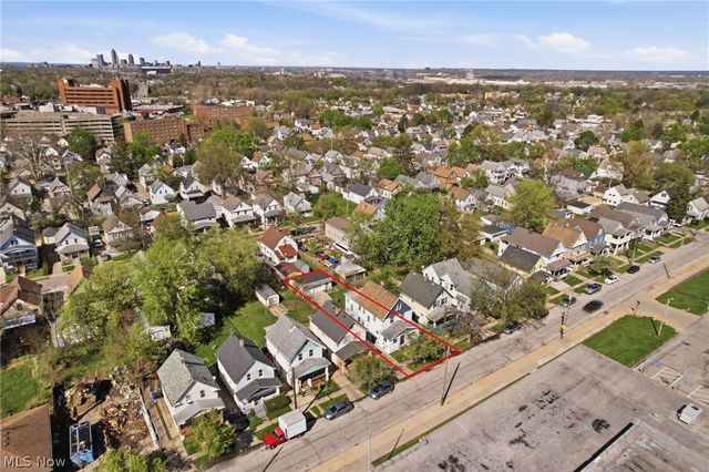3202 Montclair Avenue, Cleveland, OH 44109