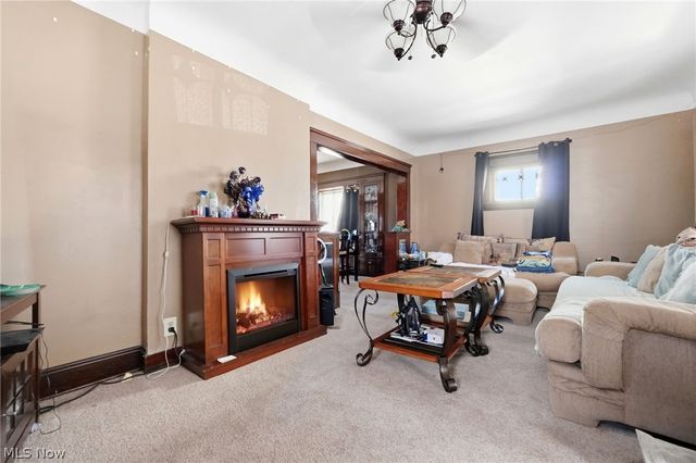 3202 Montclair Avenue, Cleveland, OH 44109