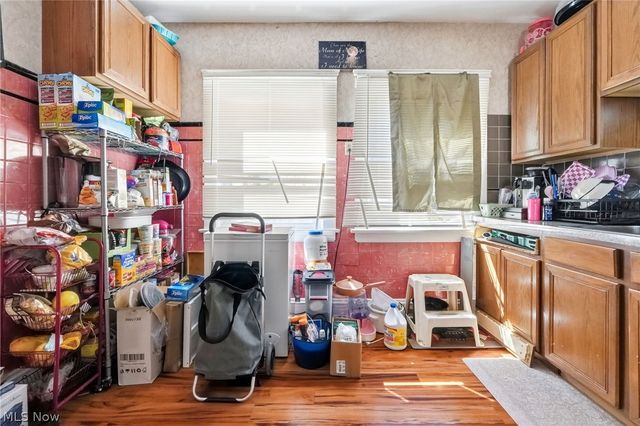 3202 Montclair Avenue, Cleveland, OH 44109