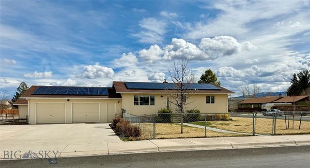 502 Vine Street, Dillon, MT 59725