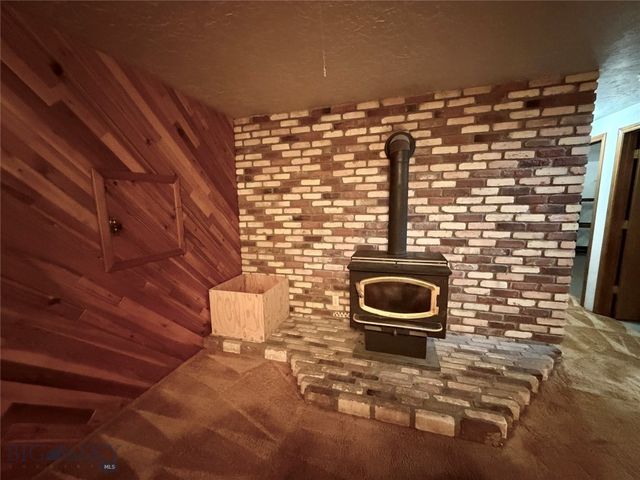 502 Vine Street, Dillon, MT 59725