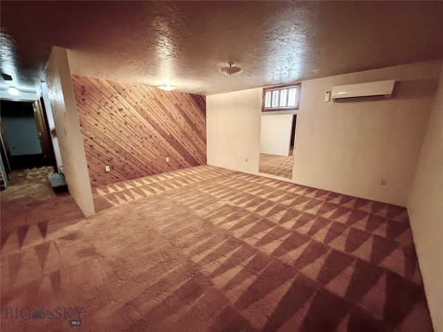 502 Vine Street, Dillon, MT 59725