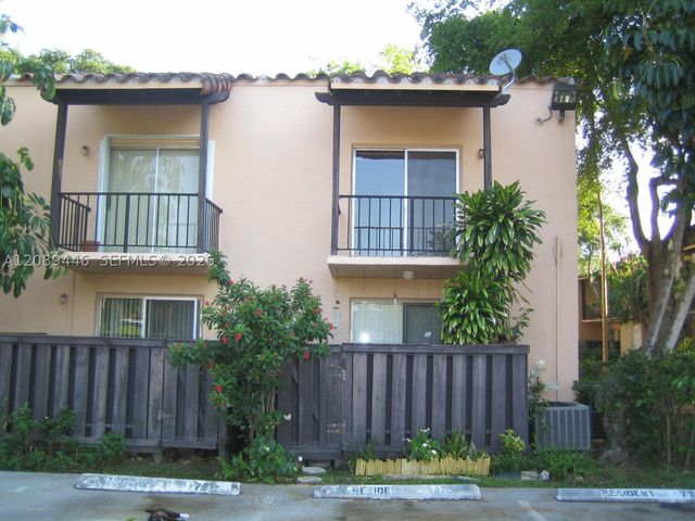 10824 N Kendall Dr S-26, Miami, FL 33176