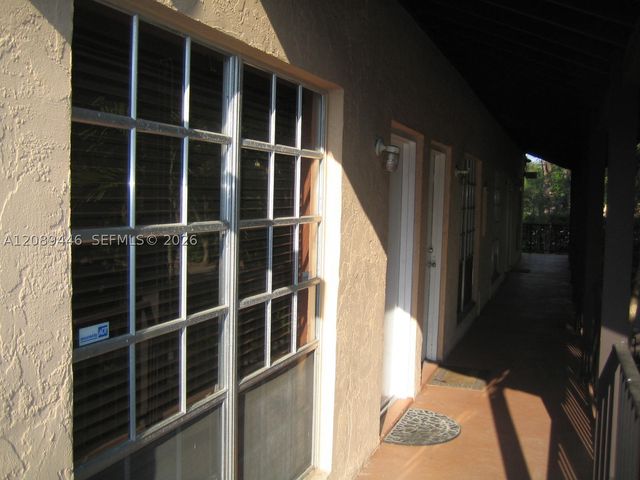 10824 N Kendall Dr S-26, Miami, FL 33176