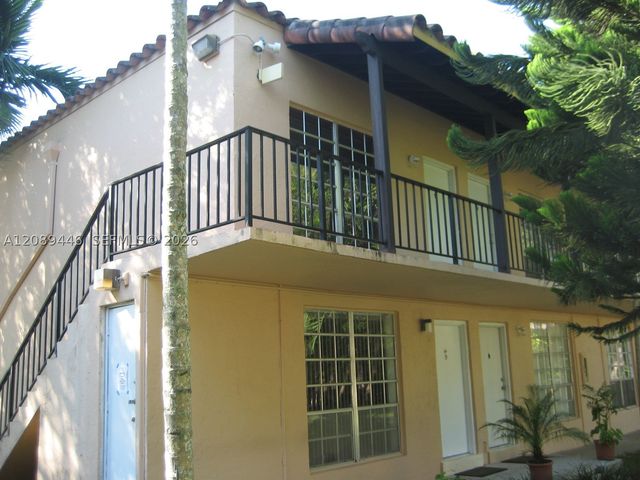 10824 N Kendall Dr S-26, Miami, FL 33176