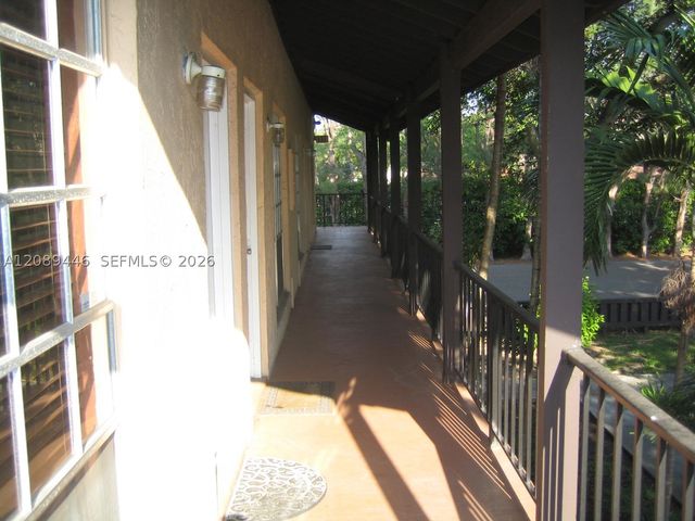 10824 N Kendall Dr S-26, Miami, FL 33176
