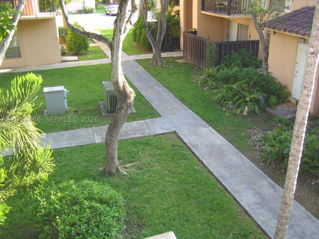 10824 N Kendall Dr S-26, Miami, FL 33176