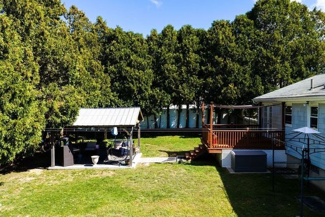 24 Vincenzo Drive, West Warwick, RI 02893