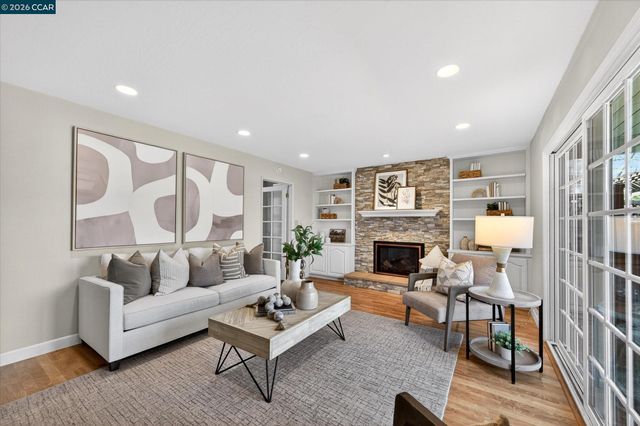 2304 Belford Dr, Walnut Creek, CA 94598