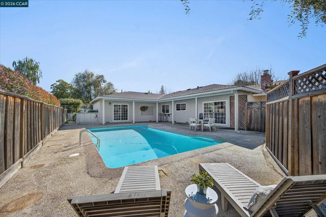 2304 Belford Dr, Walnut Creek, CA 94598