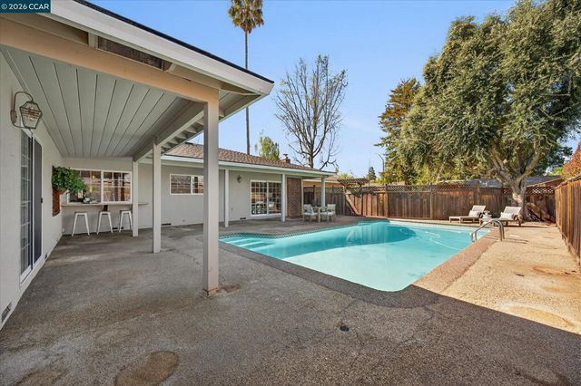 2304 Belford Dr, Walnut Creek, CA 94598