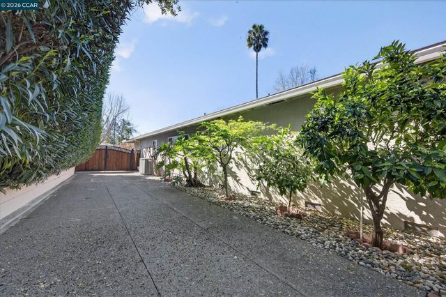 2304 Belford Dr, Walnut Creek, CA 94598