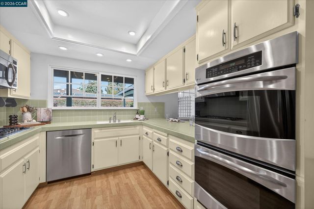 2304 Belford Dr, Walnut Creek, CA 94598