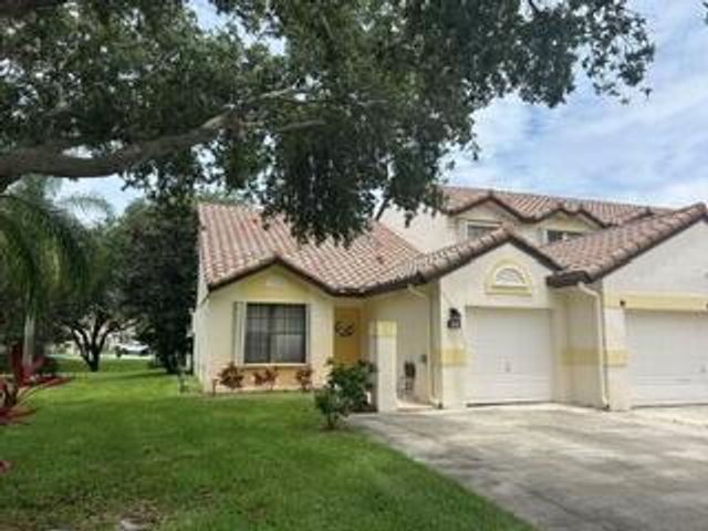 389 NE Driftwood Terrace D-23, Boca Raton, FL 33431