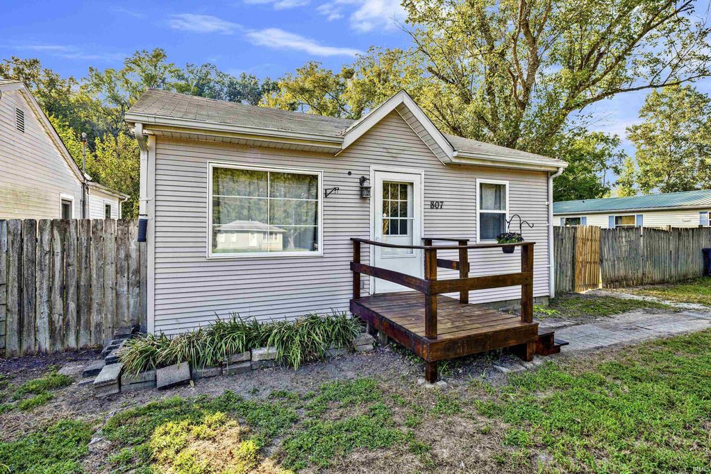 807 Frank Avenue, Evansville, IN 47712
