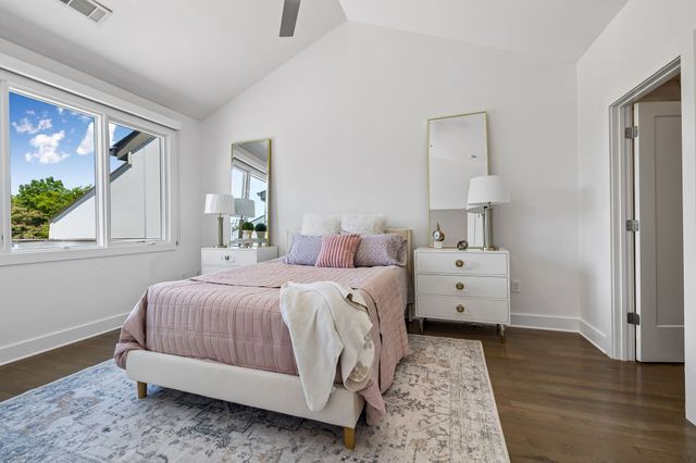 719 Bradford Ave, Nashville, TN 37204