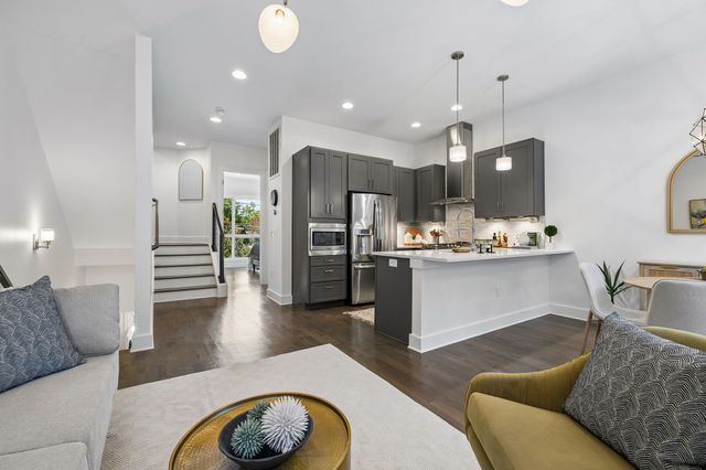 719 Bradford Ave, Nashville, TN 37204