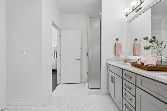 719 Bradford Ave, Nashville, TN 37204