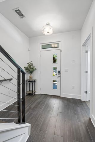719 Bradford Ave, Nashville, TN 37204