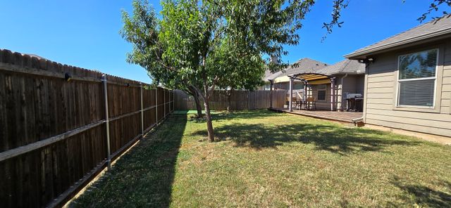 452 Paddle Drive, Crowley, TX 76036