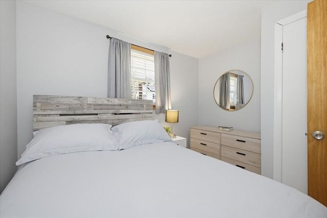 5 Coolidge St, Billerica, MA 01821