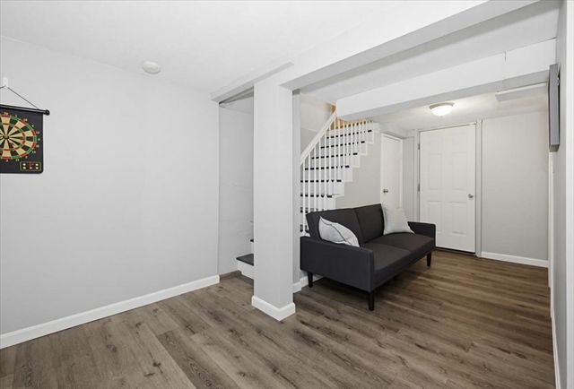 5 Coolidge St, Billerica, MA 01821