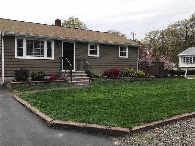 5 Coolidge St, Billerica, MA 01821