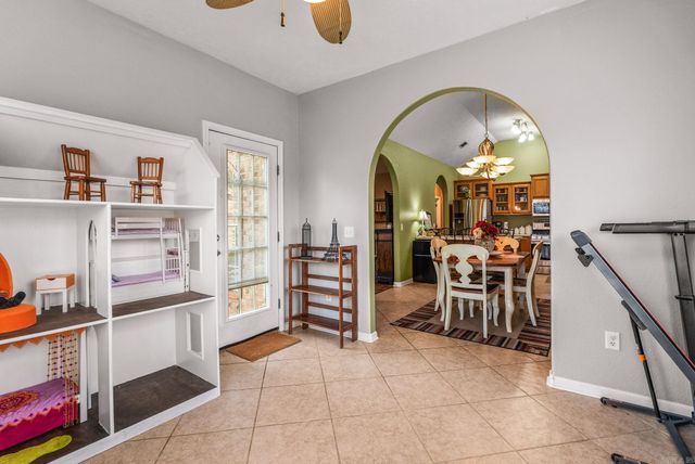 1745 Gardenia, Conway, AR 72034