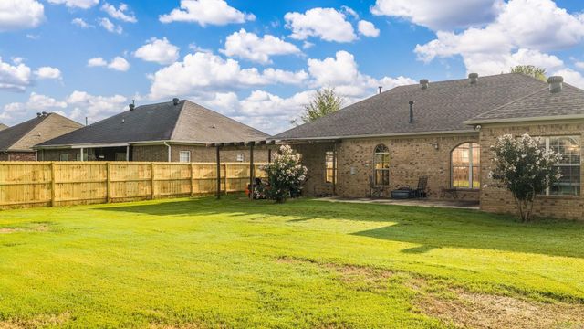 1745 Gardenia, Conway, AR 72034