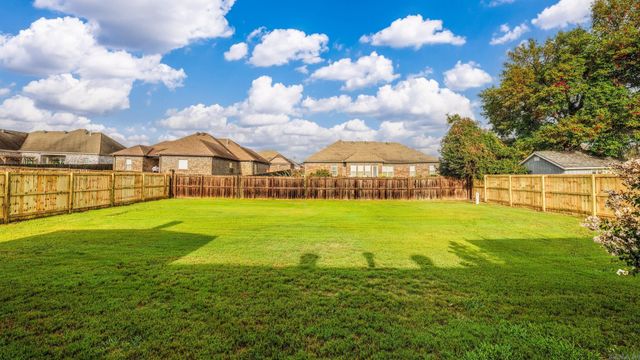 1745 Gardenia, Conway, AR 72034