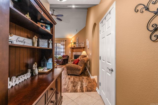 1745 Gardenia, Conway, AR 72034