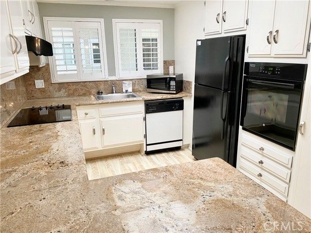 957 CALLE ARAGON Q, Laguna Woods, CA 92637