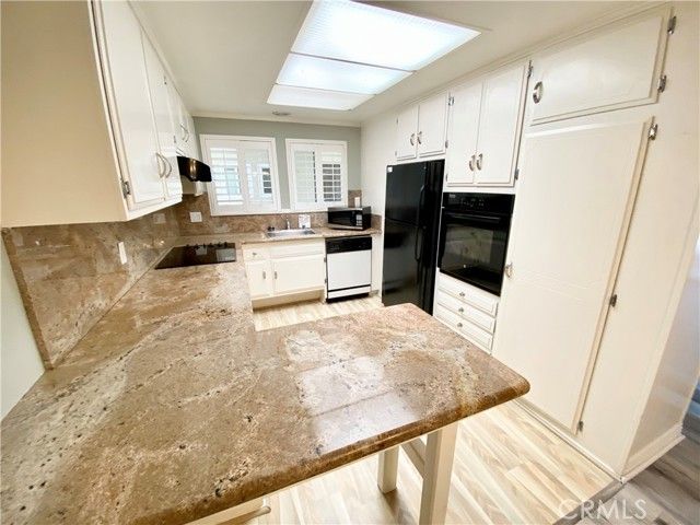 957 CALLE ARAGON Q, Laguna Woods, CA 92637