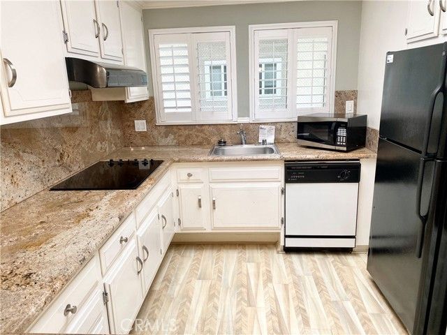 957 CALLE ARAGON Q, Laguna Woods, CA 92637