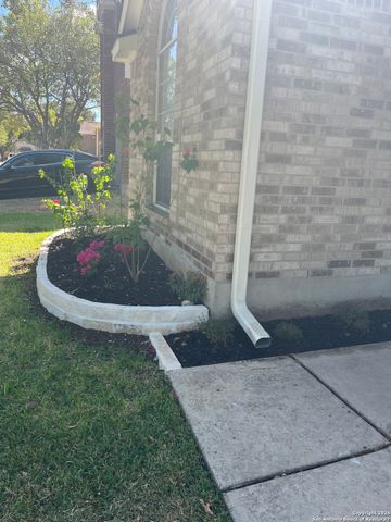 21610 Rio Comal, San Antonio, TX 78259