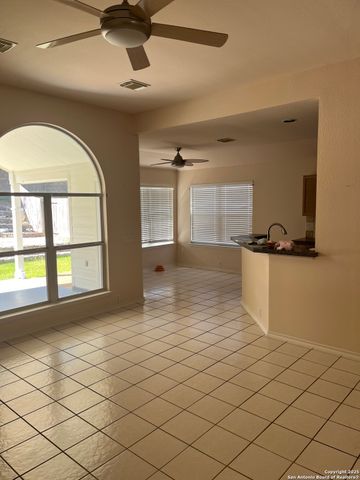 21610 Rio Comal, San Antonio, TX 78259