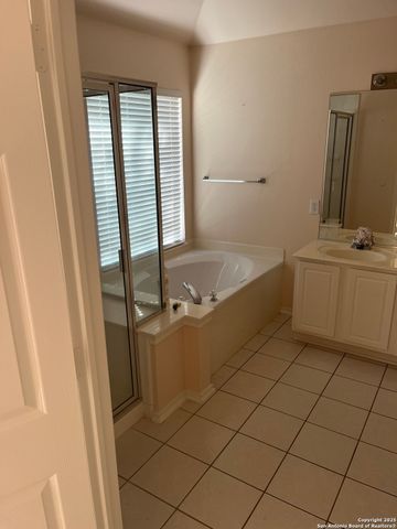 21610 Rio Comal, San Antonio, TX 78259