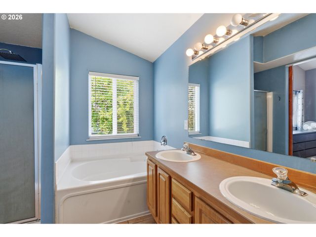 2308 Sw 11TH Cir, Battle Ground, WA 98604