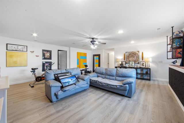 2741 N Bluestone Cir, Andover, KS 67002